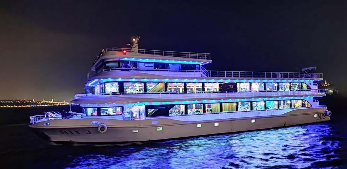 قایق تفریحی کیش